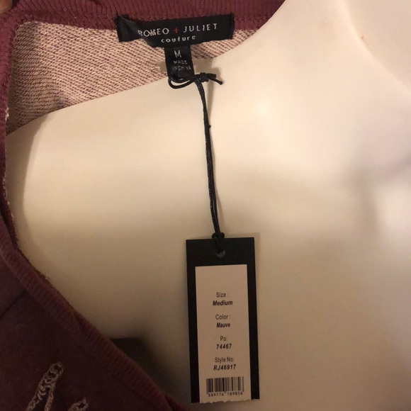 Romeo & Juliet Couture Distressed Knit Pullover - Picture 6 of 7